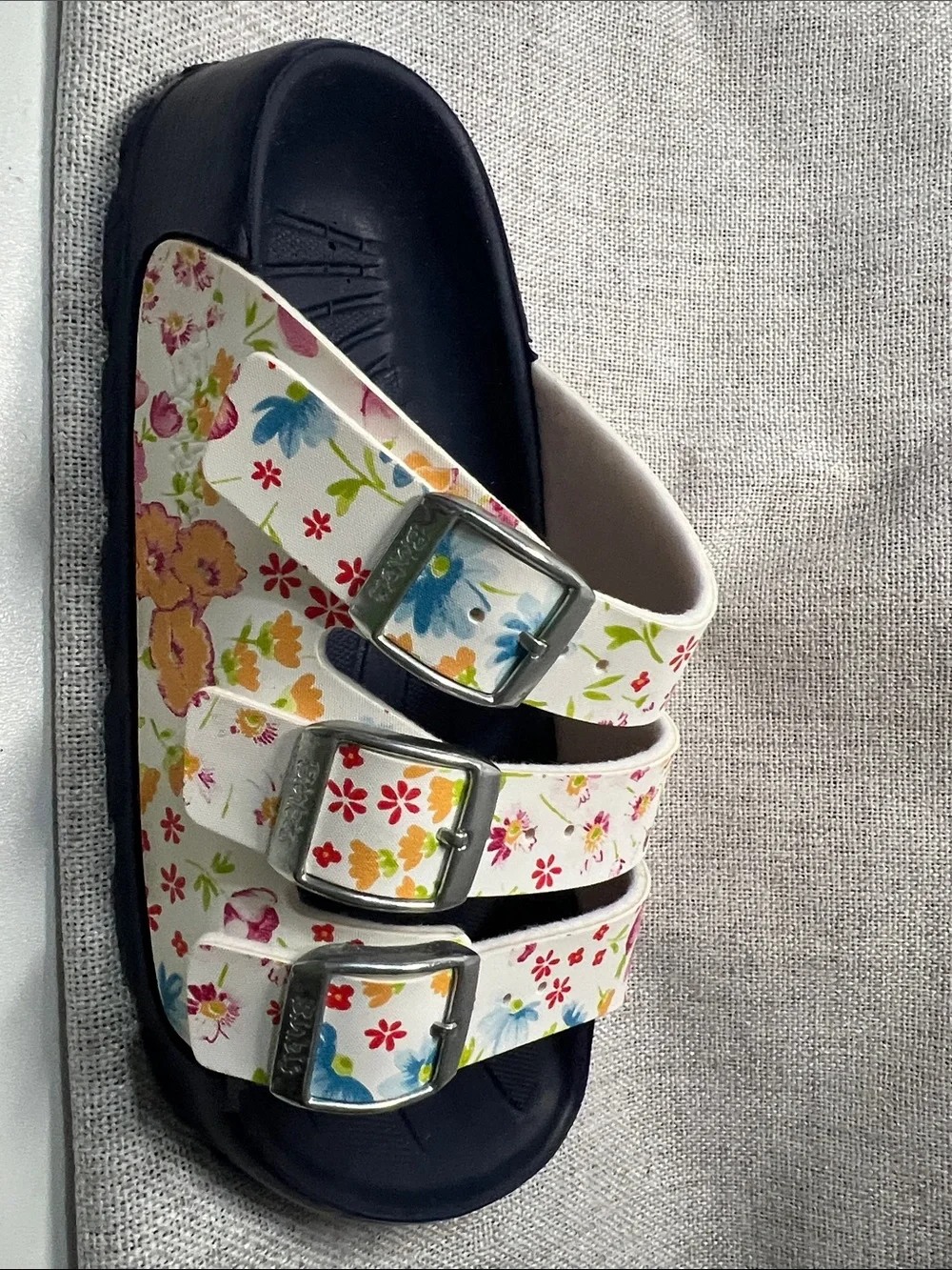 Birki's Kids Floral Triple-Strap Sandal~NWT Size 32